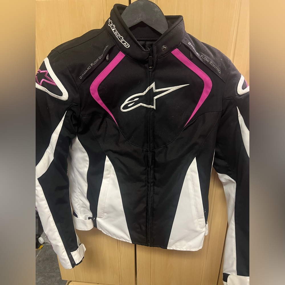 Alpinestars Women's Black and White Ski Jacket with Purple Highlights
